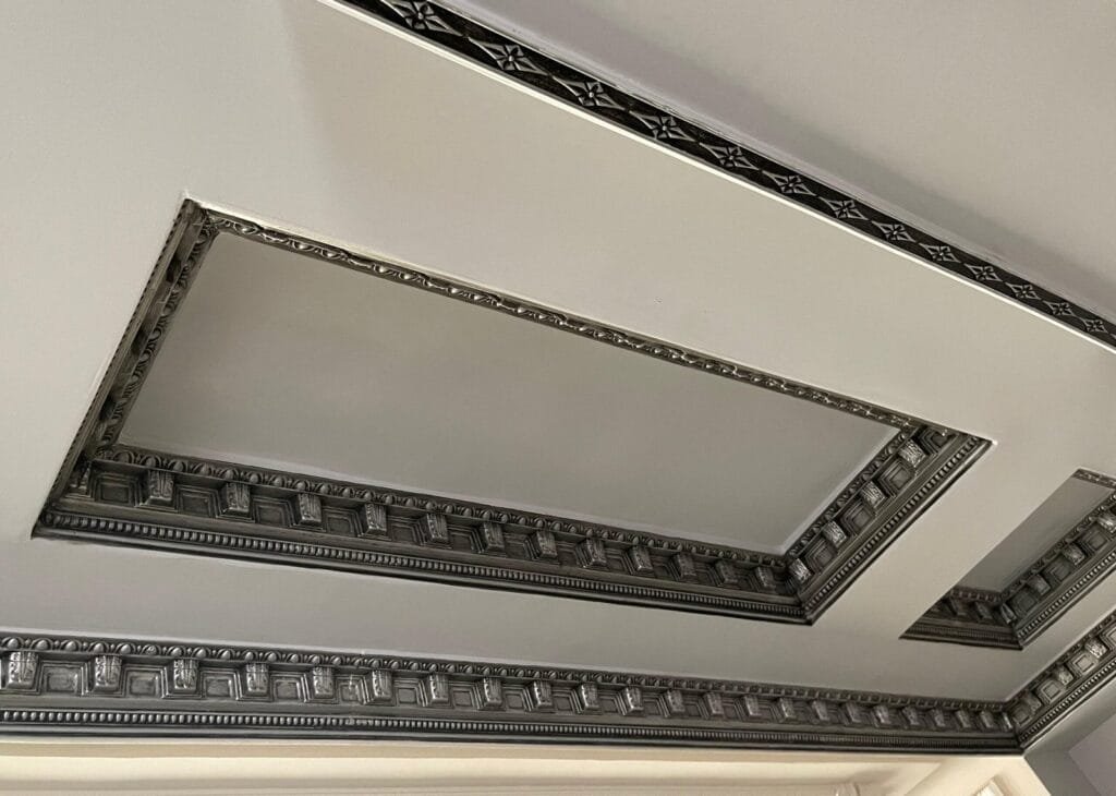 كرانيش السقف الحديثة